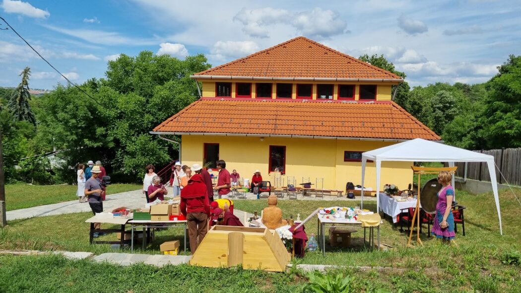 Maitreya templom