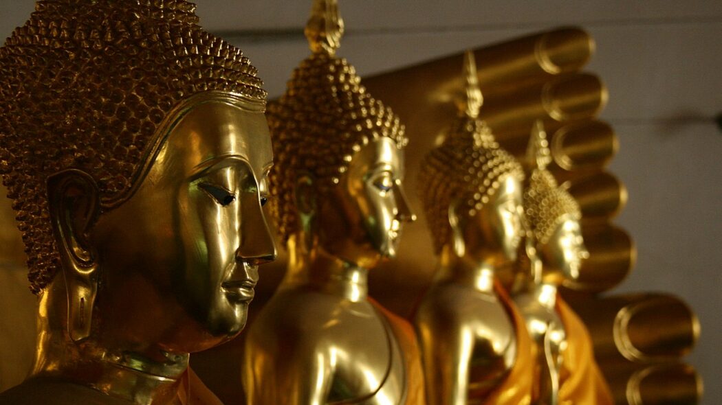 Golden_Buddhas